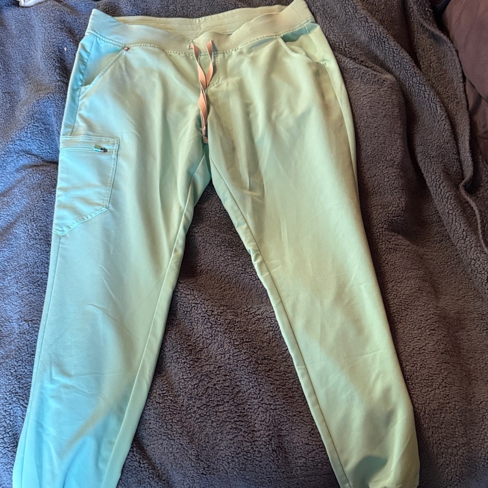 FIGS Zamora Jogger Scrubs Pants - Fresh Aqua - L - Tall